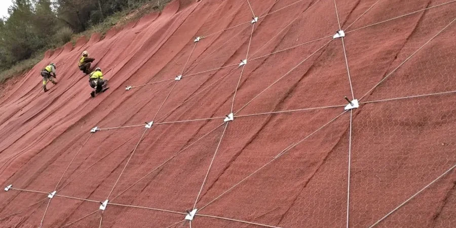 Slope Stability Analysis in Cairns: Preventing Failures in Tropical Residual Soils